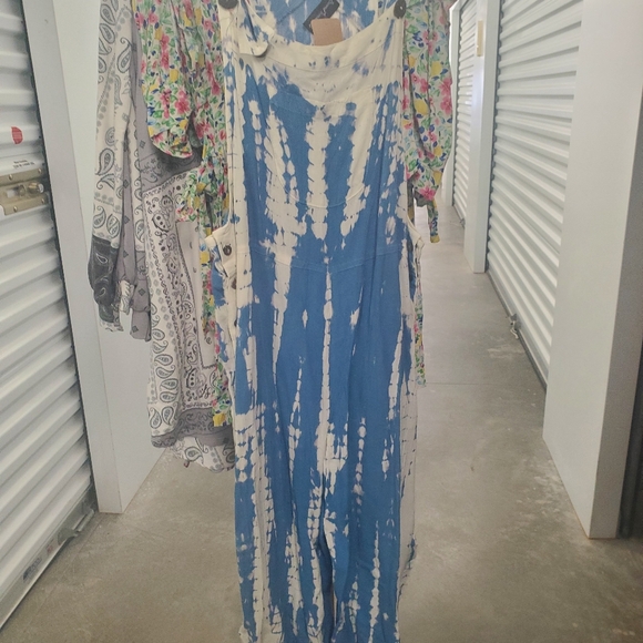 Bohemian Blue Tie-Dye Maxi Dress - Picture 1 of 7